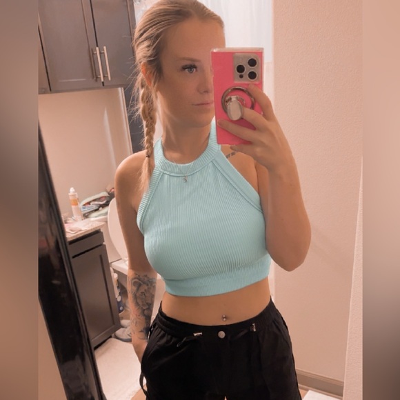 Meet your Posher, Karami - Picture 9 of 9